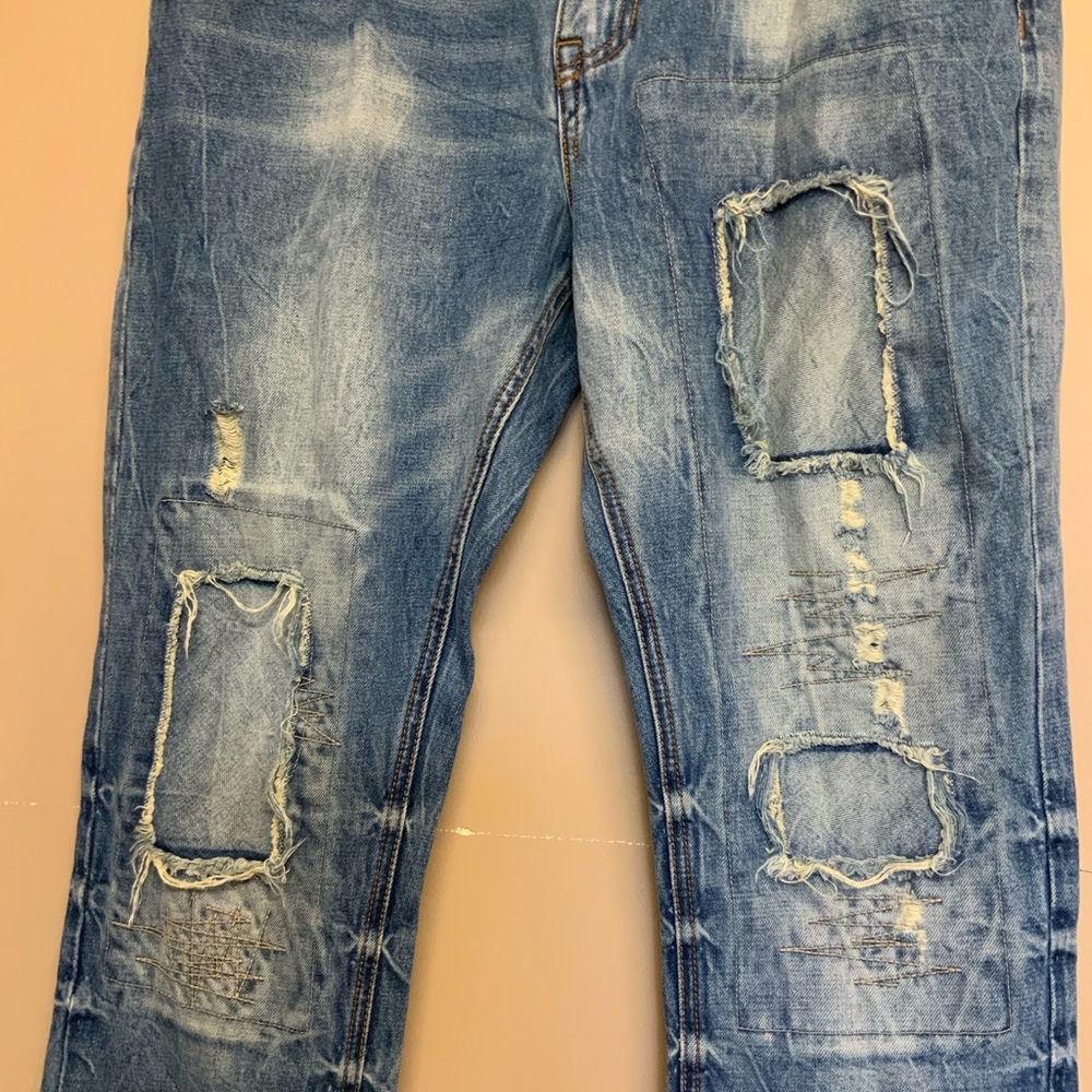 Men's Distressed Blue Jeans - Picture 6 of 12